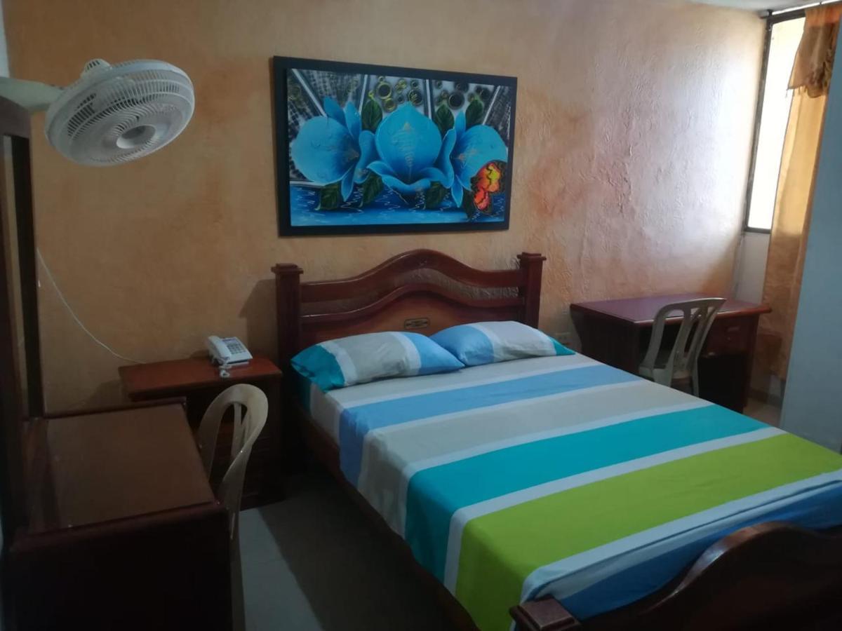 Hotel Granada Inn Барранкилья Экстерьер фото